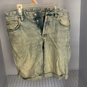 Slim fit shorts, low waist & denim